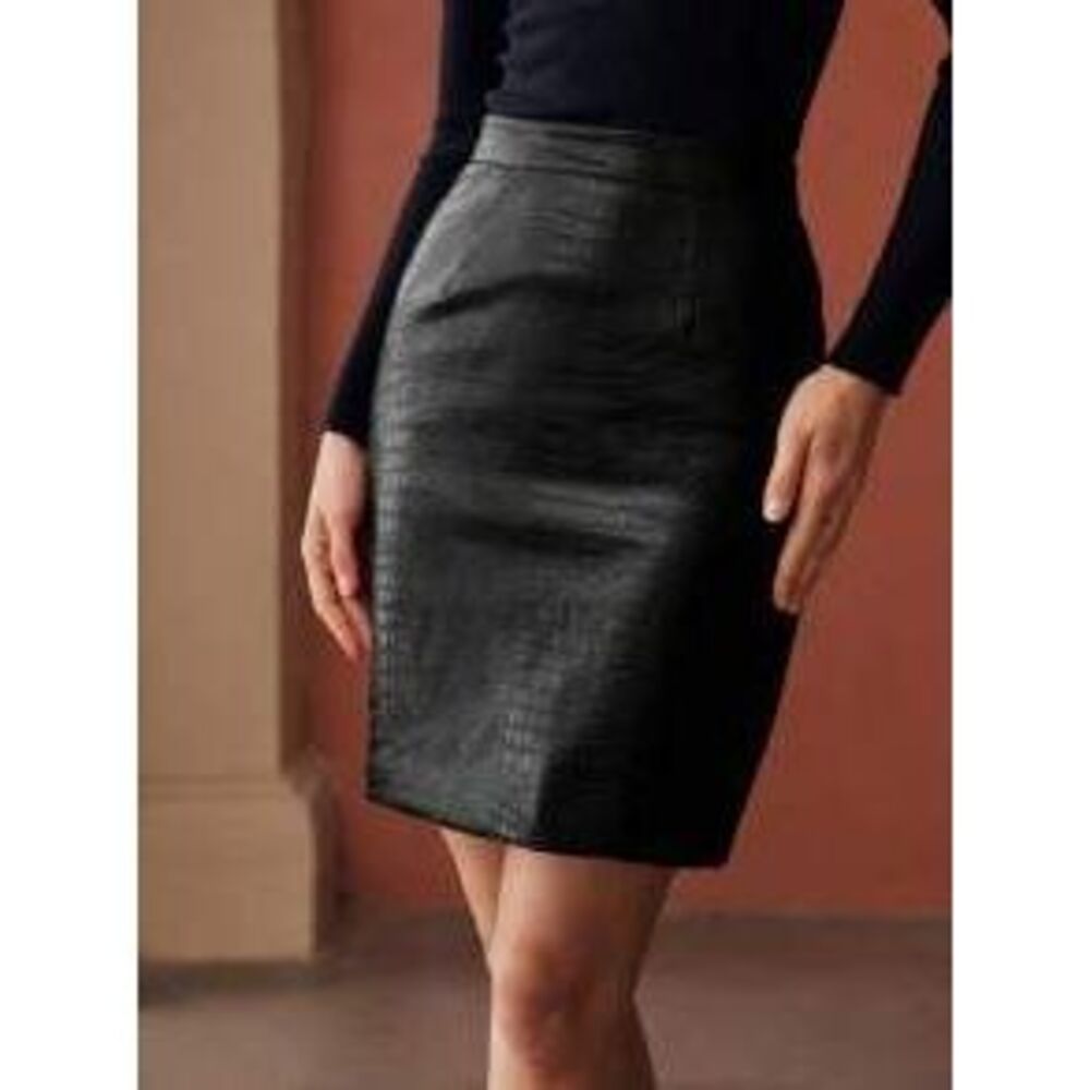 MOTF PREMIUM CROCODILE PATTERN BODYCON SKIRT